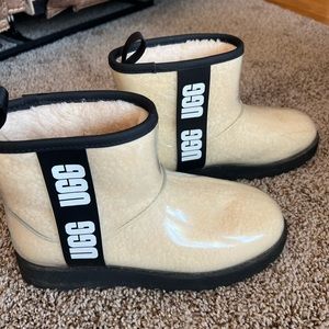UGG Classic Clear Mini Boot